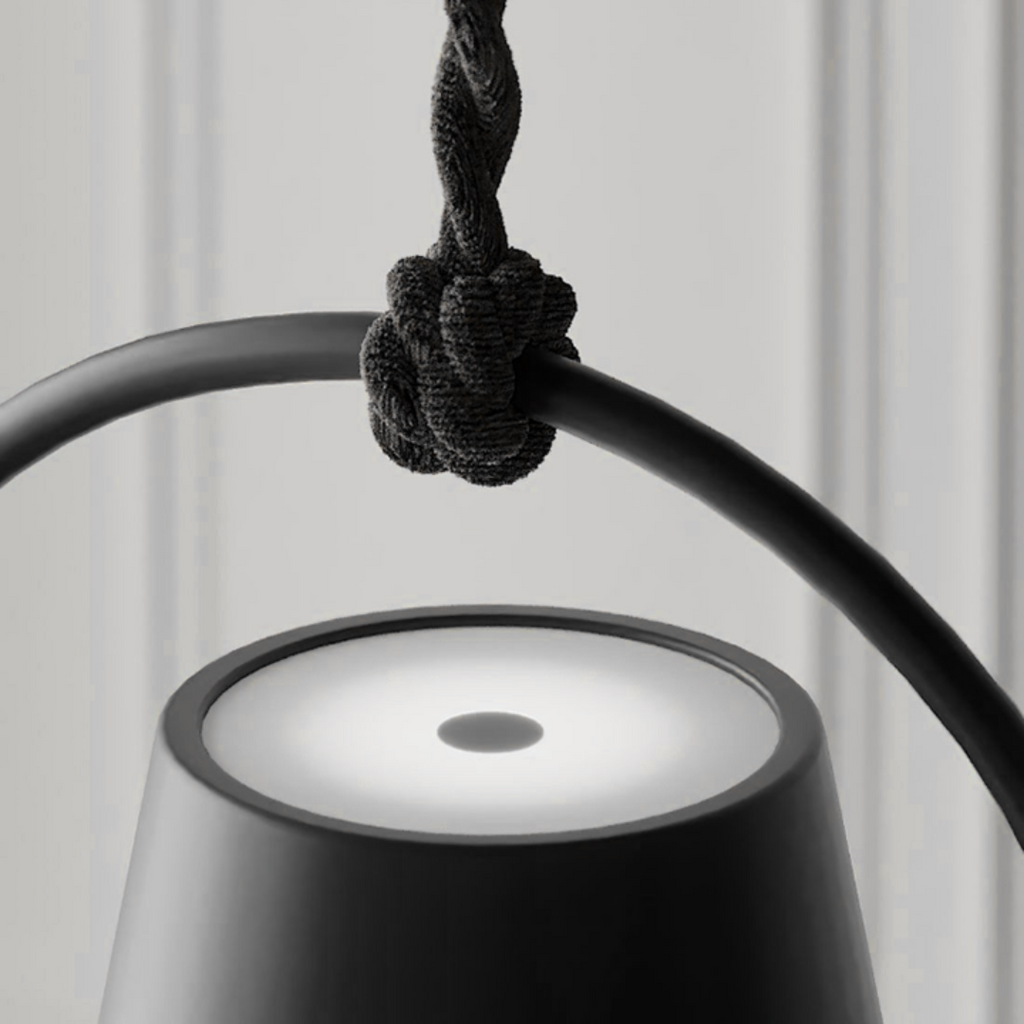 Emptyoo - Stylish Pendant Light for a Modern Interior