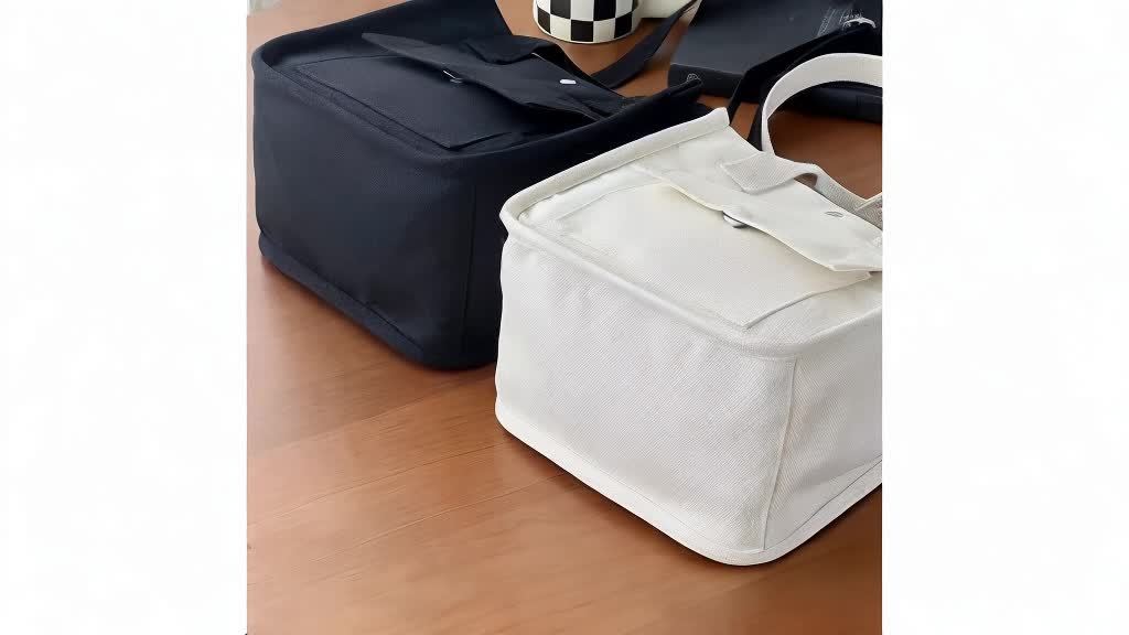 UrbanEase Canvas Slingbag – White Shoulder Bag with Magnetic Closure and Adjustable Strap