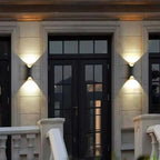 Weatherproof wall light with IP65 protection