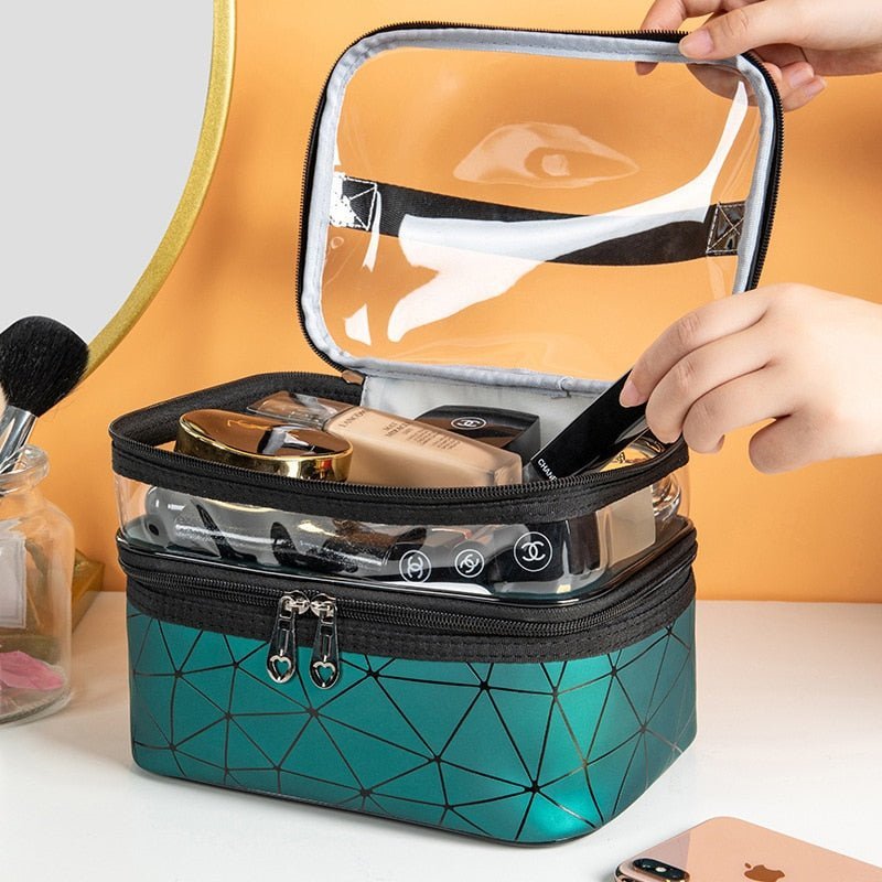 GlamVista - The ideal makeup pouch - Practical and stylish - Travel in style!