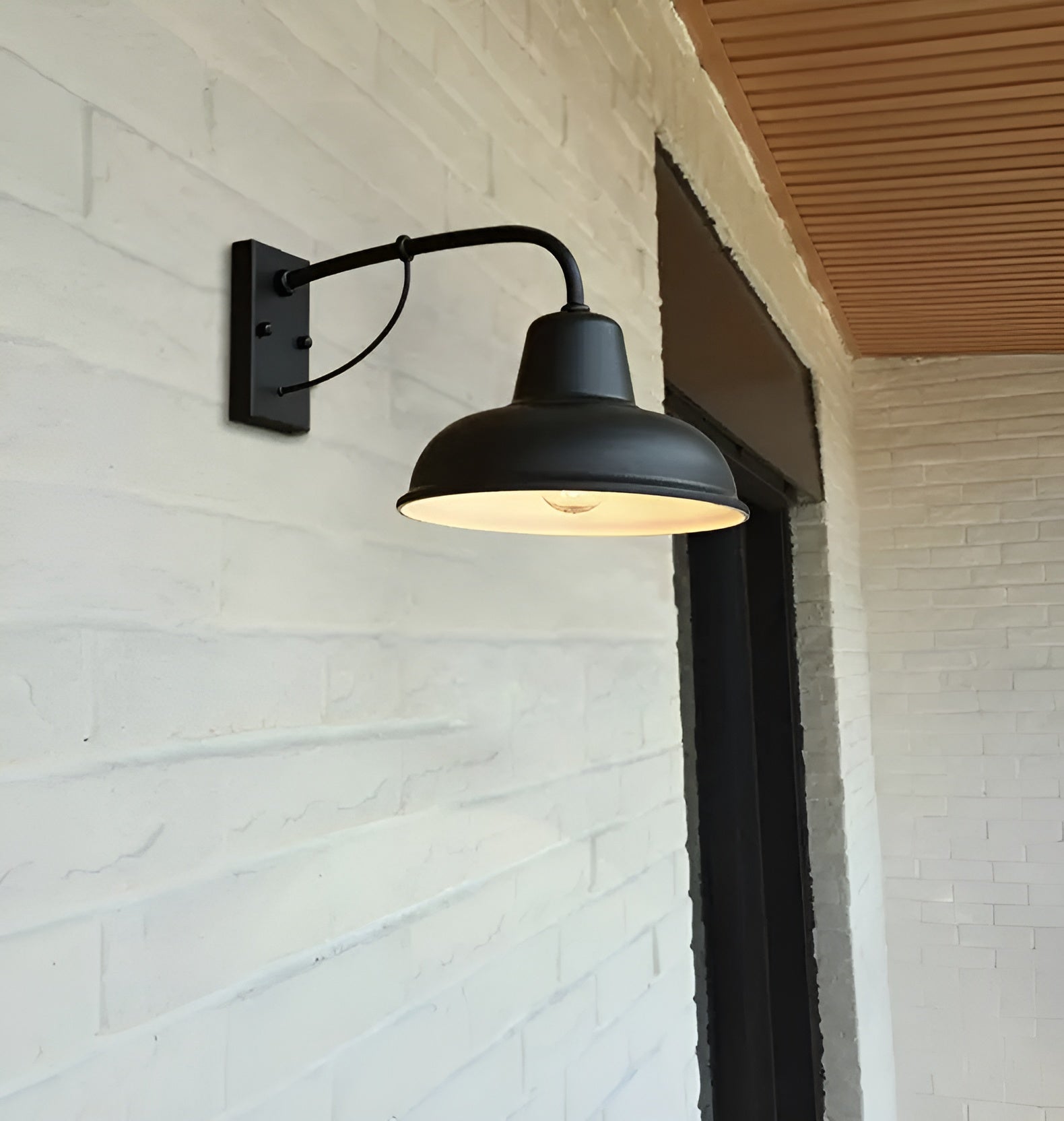 Rustic iron wall lamp - Vintage outdoor lighting