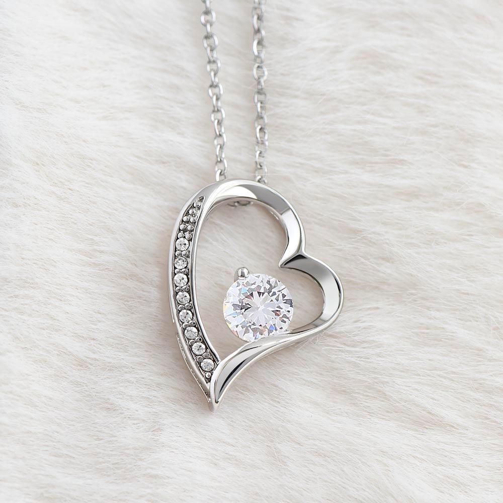HeartRadiance Necklace – Romantic Heart Necklace for Hair