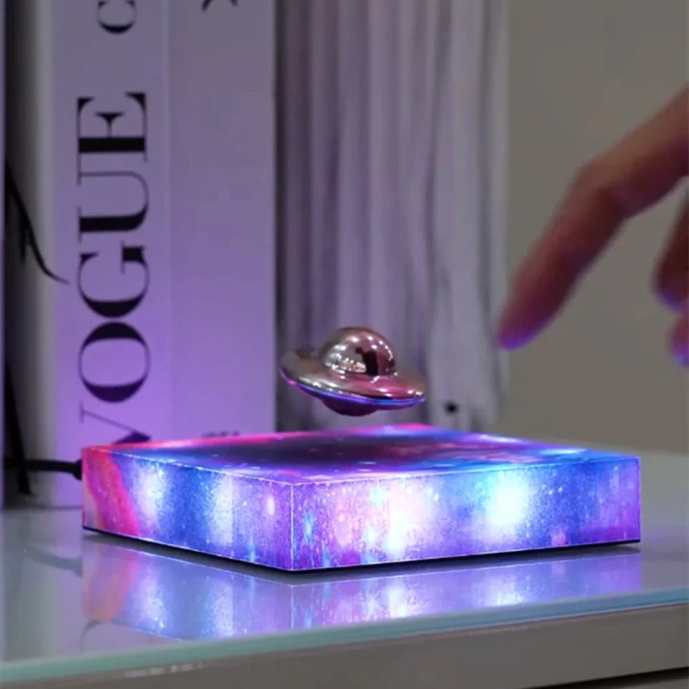 ASTROGLOW – Magnetic Levitating Spaceship LED Night Lamp