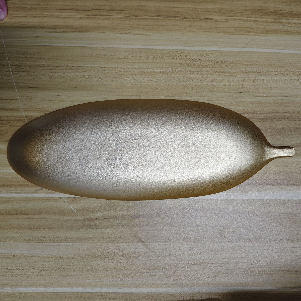 LeafWood – Elegant Wooden Tray in Leaf Shape