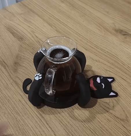 CozyPaw – Protect surfaces with adorable cat-shaped coasters