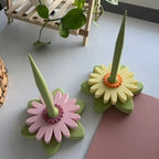 Gerbera Yarn Spool — 3D Printed Tool for Even Winding