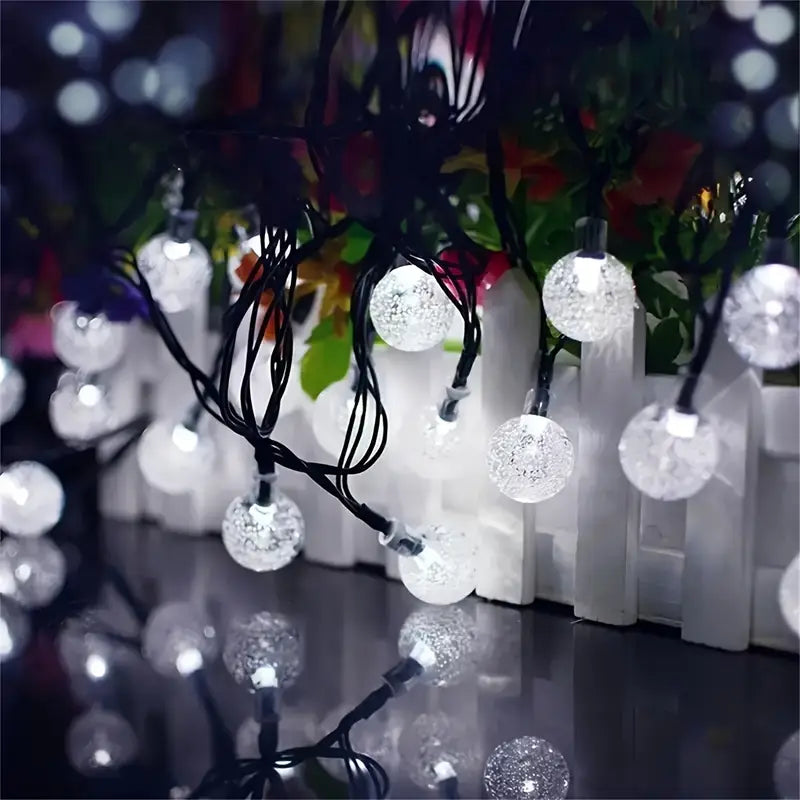 Solar flower light chain for the garden