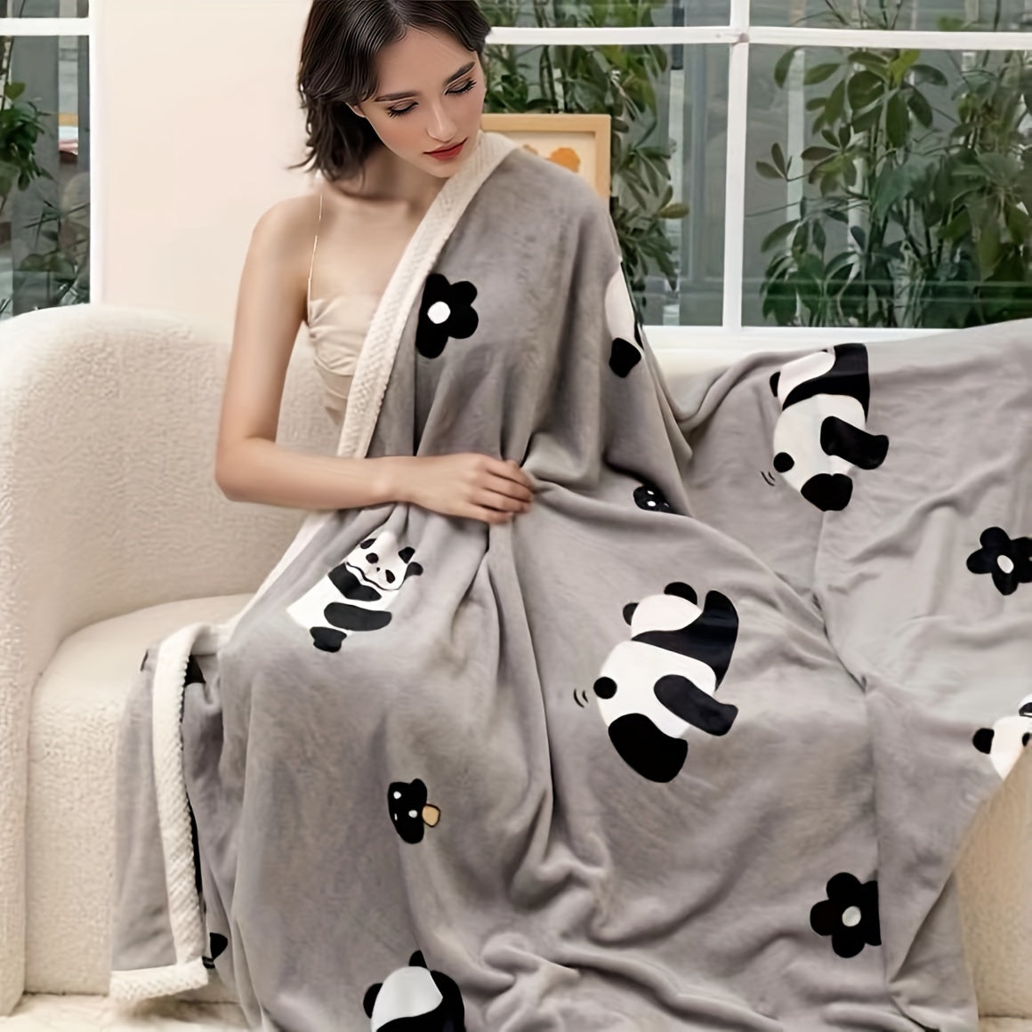 PandaSnuggle – Luxury Flannel Fleece Blanket