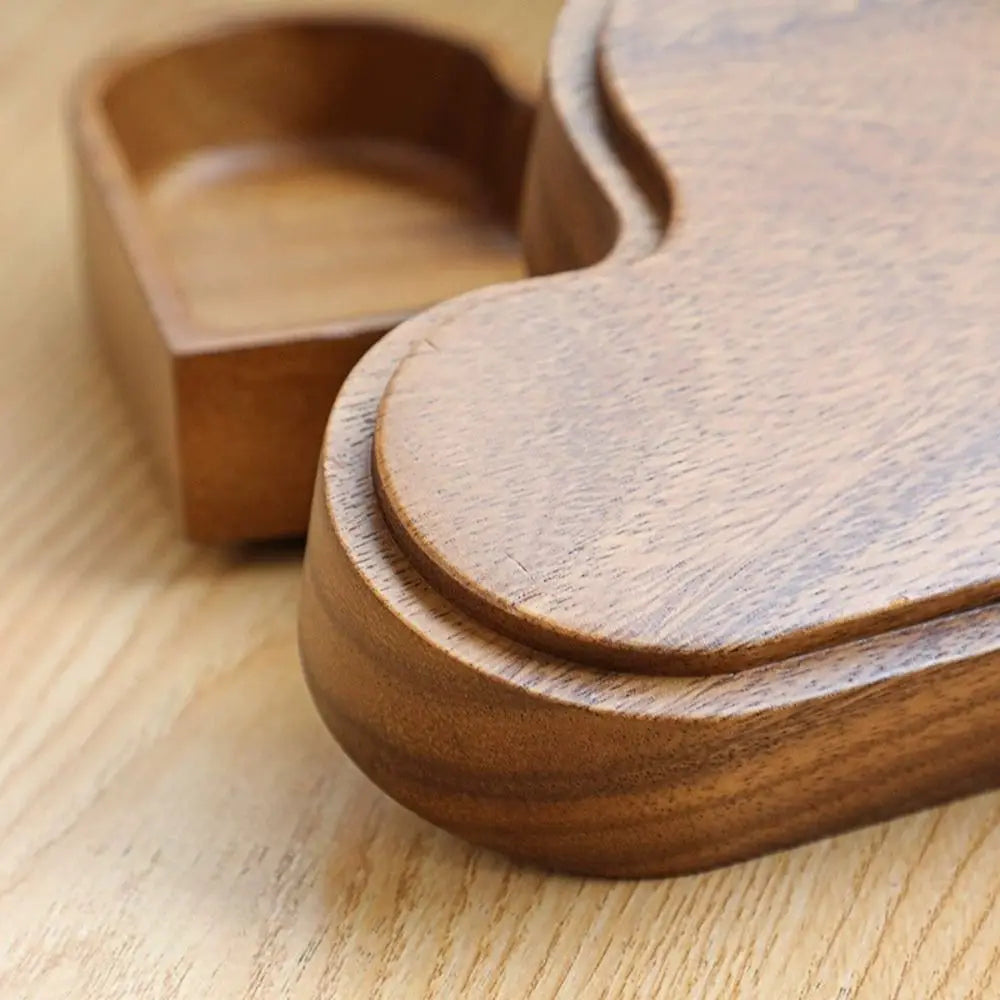 Wooden serving bowls – a combination of functionality and aesthetics