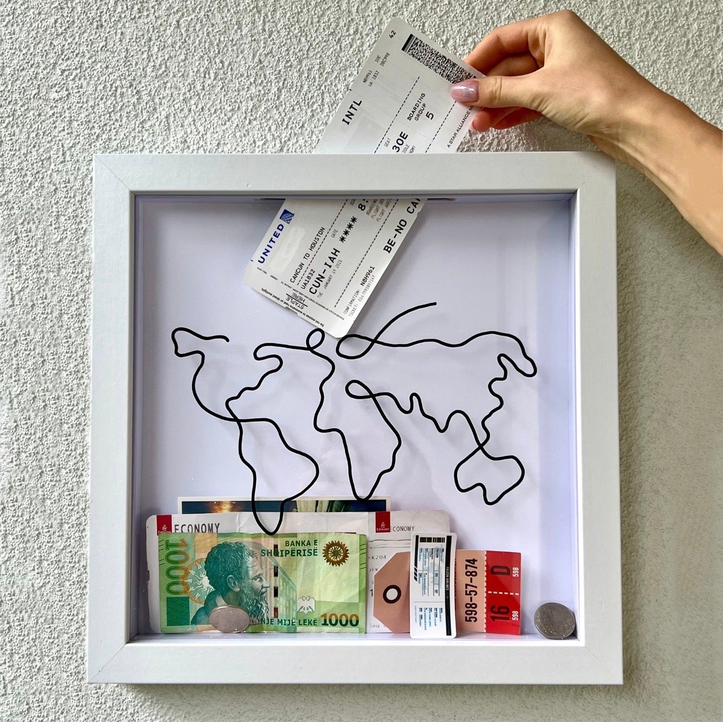 ExplorerBox Capture Timeless Journeys