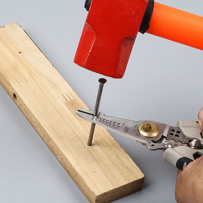 7-Inch Stripping Tool – Multifunctional Tool for Stripping and Cutting Wires