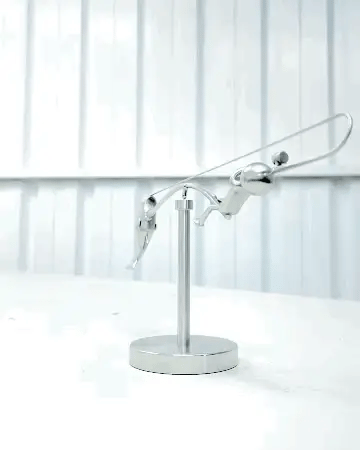 FluentBalance — Gives your desk magical movement and pure fascination