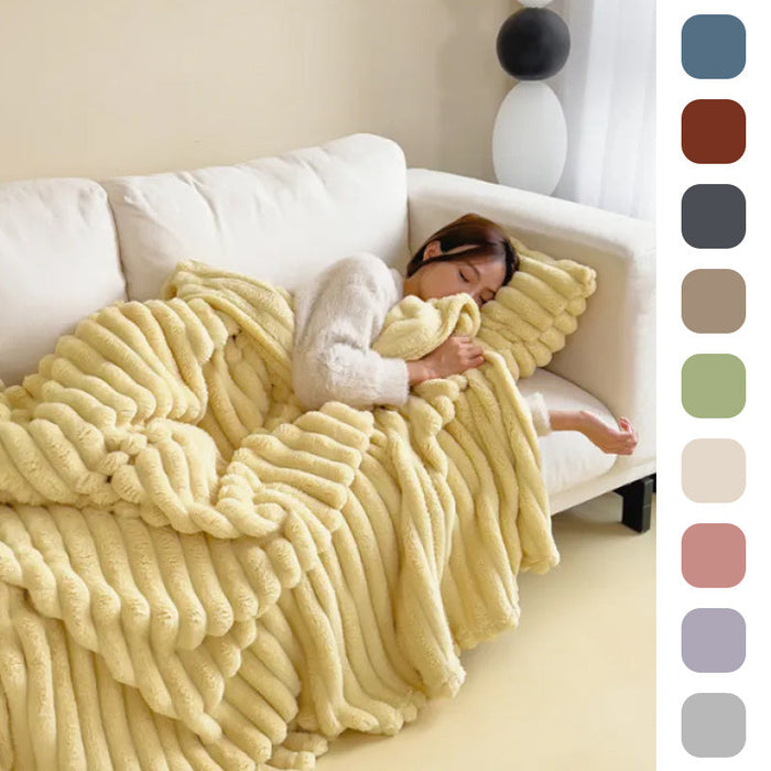 WarmHug Blanket - Ultimate Coziness for Cold Winter Evenings