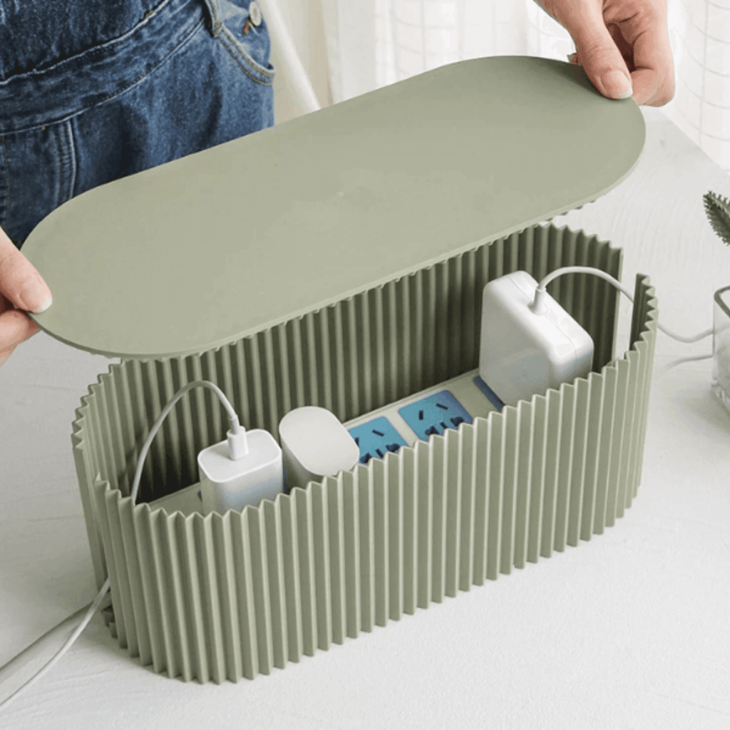 Cable storage box