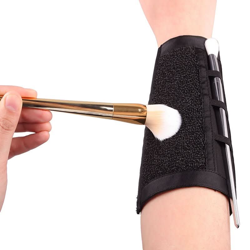 Professional make-up brush cleaner for hygienic deep cleaning