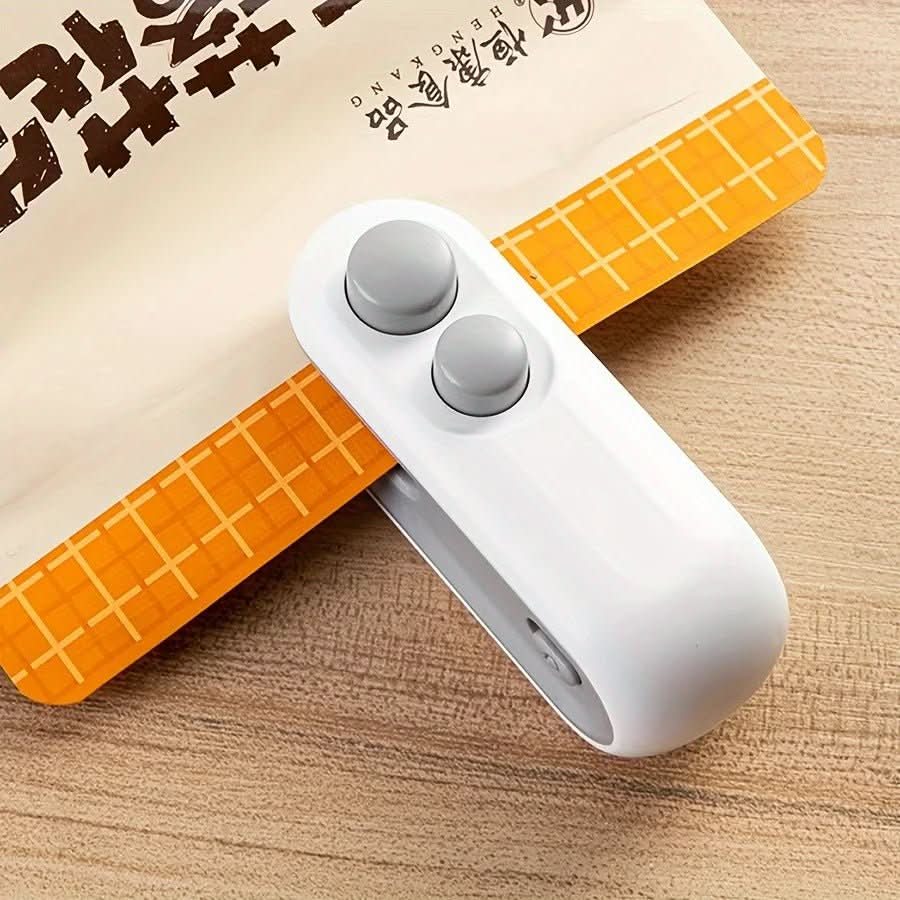 Manual pocket sealer for fresh food