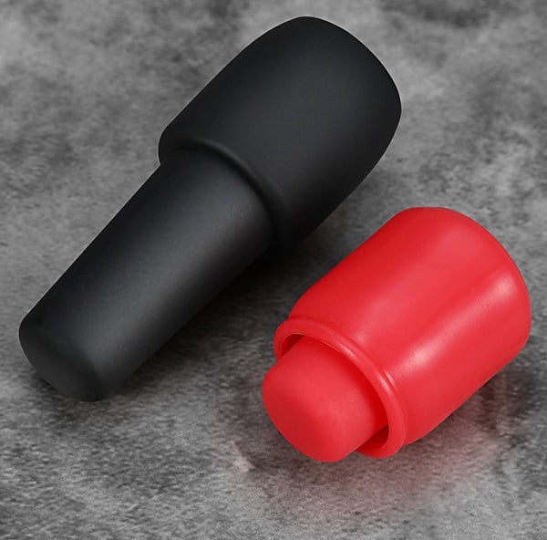 Reusable bottle stopper for sparkling wine