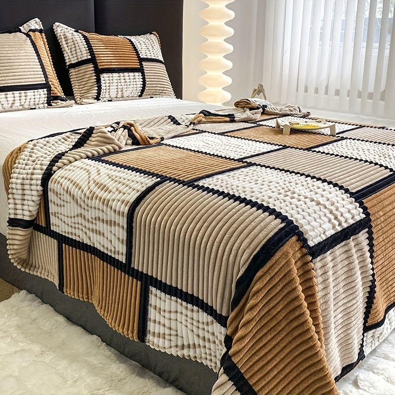 CozyLuxe – Flannel Blanket for Every Season