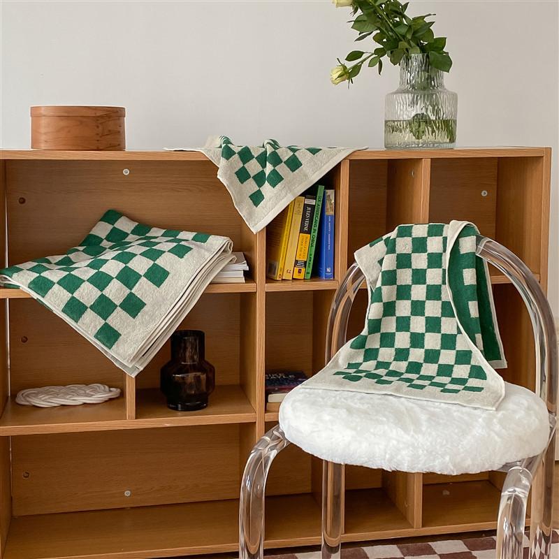 Checkerboard Plus Towel Collection