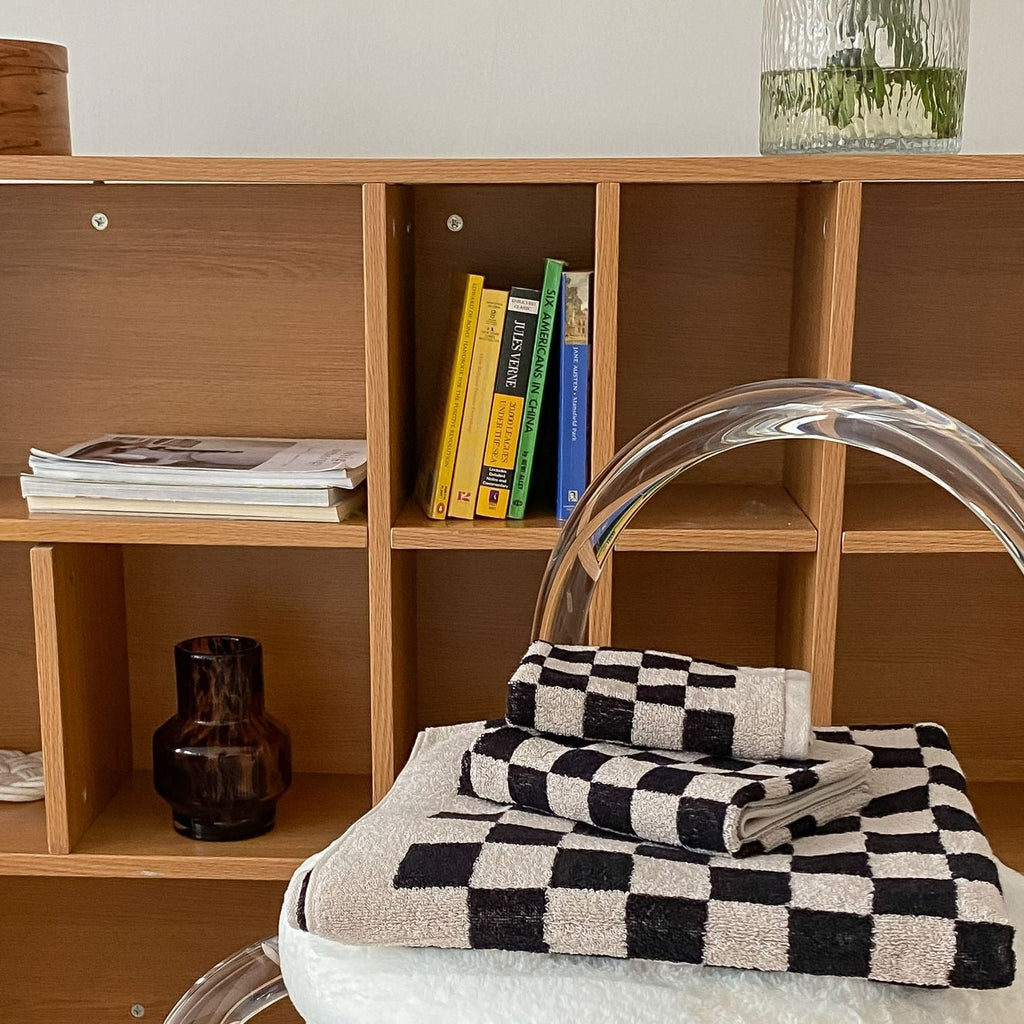 Checkerboard Plus Towel Collection