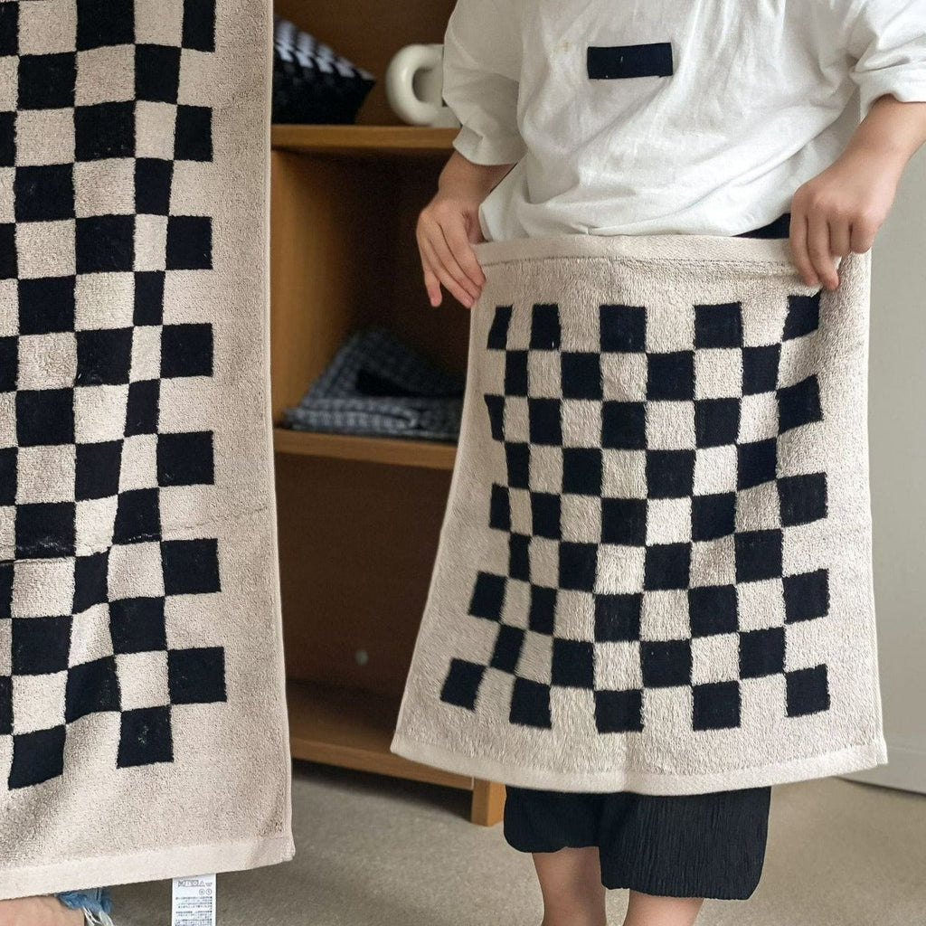 Checkerboard Plus Towel Collection