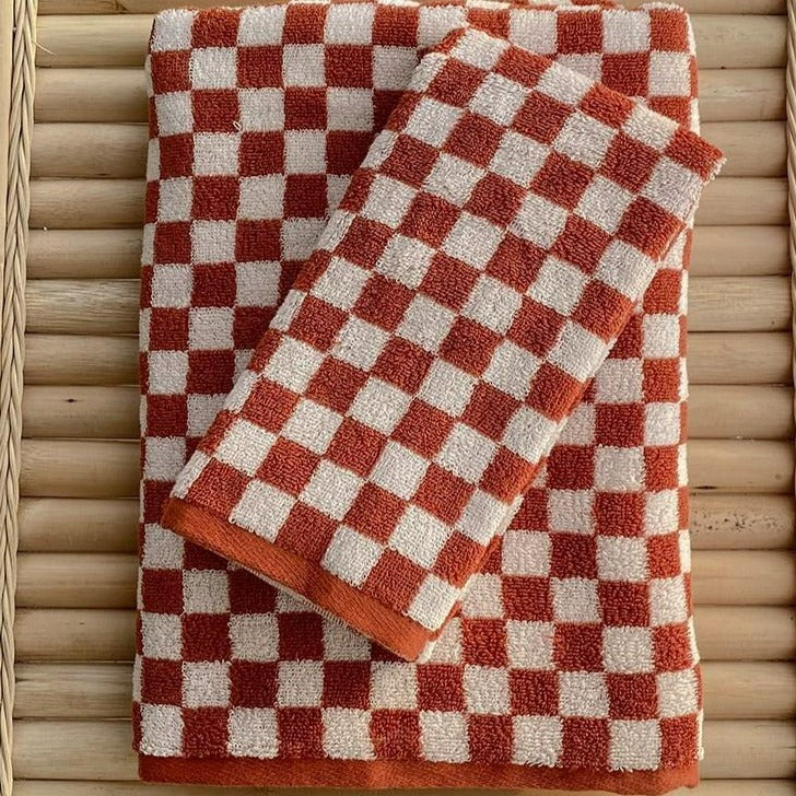 Classic Checkerboard Towel Collection