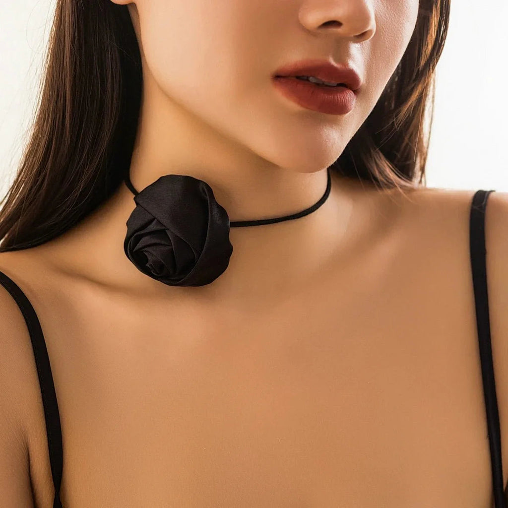 Classy Rose Floral Choker Necklace