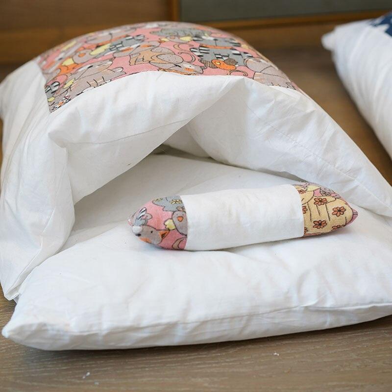 Comfortable Cat Sleeping Bag - SnugKitty