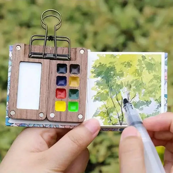 Compact Creativity Anytime, Anywhere - KunstZet Watercolour Set