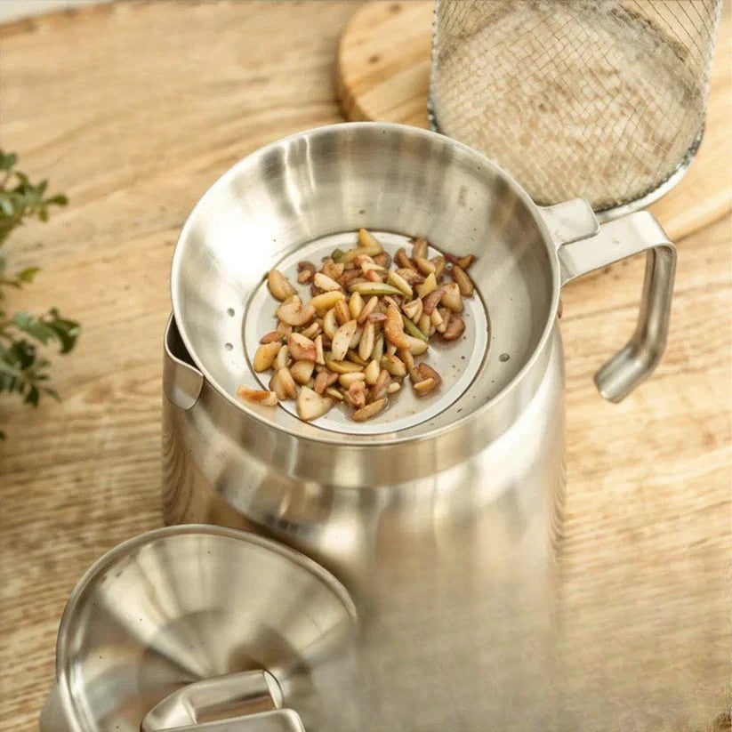 Compact Round Fryer - SnackMaster Pro