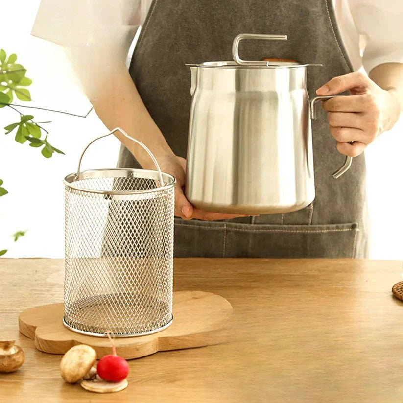 Compact Round Fryer - SnackMaster Pro