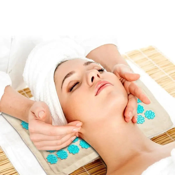 Acupressure mat with Pillow and 5500 Pressure Points – The Florapress Relaxation Set