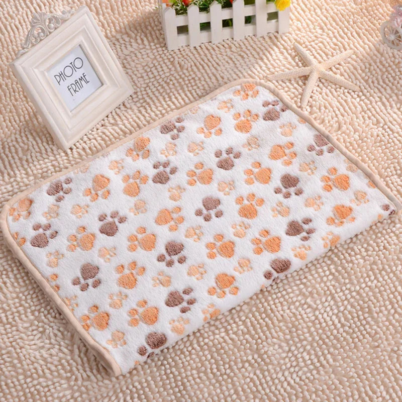 CozyPaw™ Dog Blanket (Buy 1, Get 1 FREE)