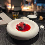 White Ceramic Plate with Double-Layer Insulation