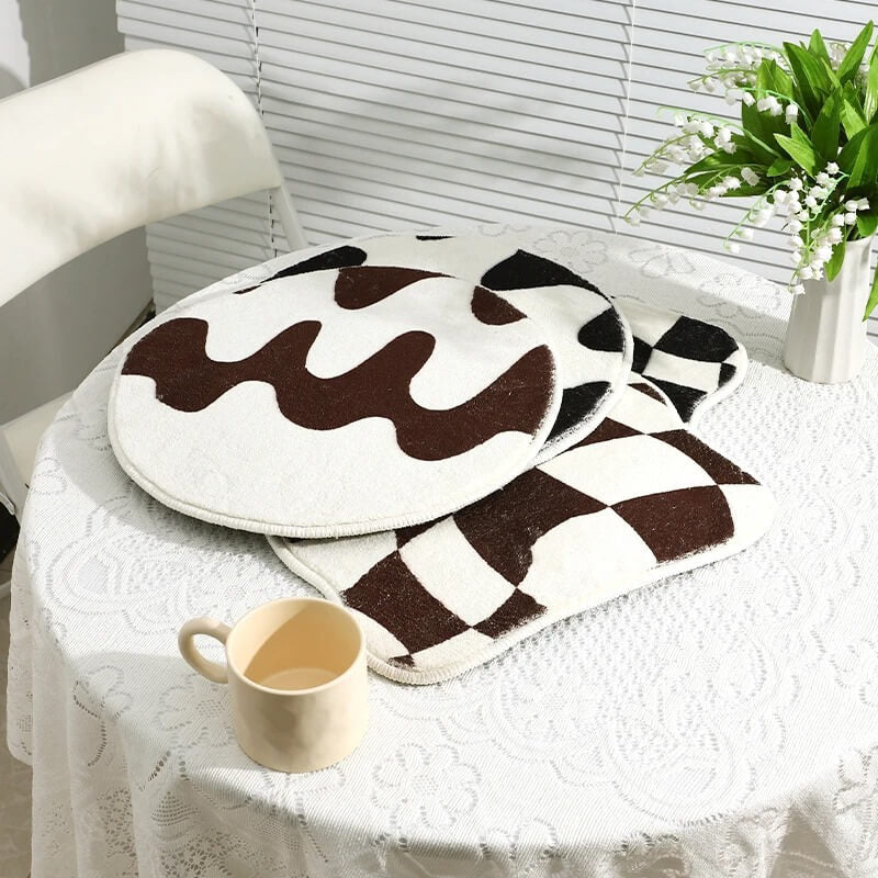 Curvy Checker Mini Tufted Carpet