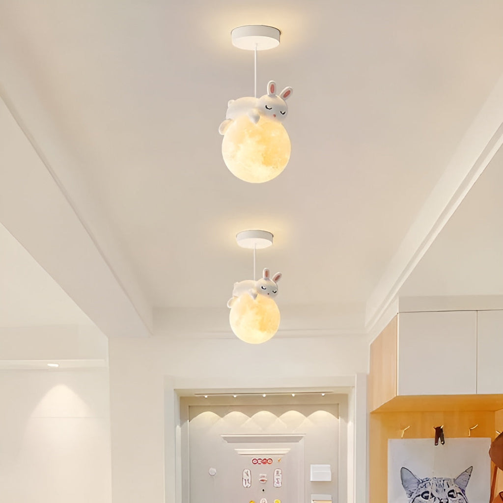 Children's Ceiling Lamp Mondolino | LED Hanging Lamp with Moon & Animals | Dimmable & Energy Efficient | For 3–5 m² Rooms