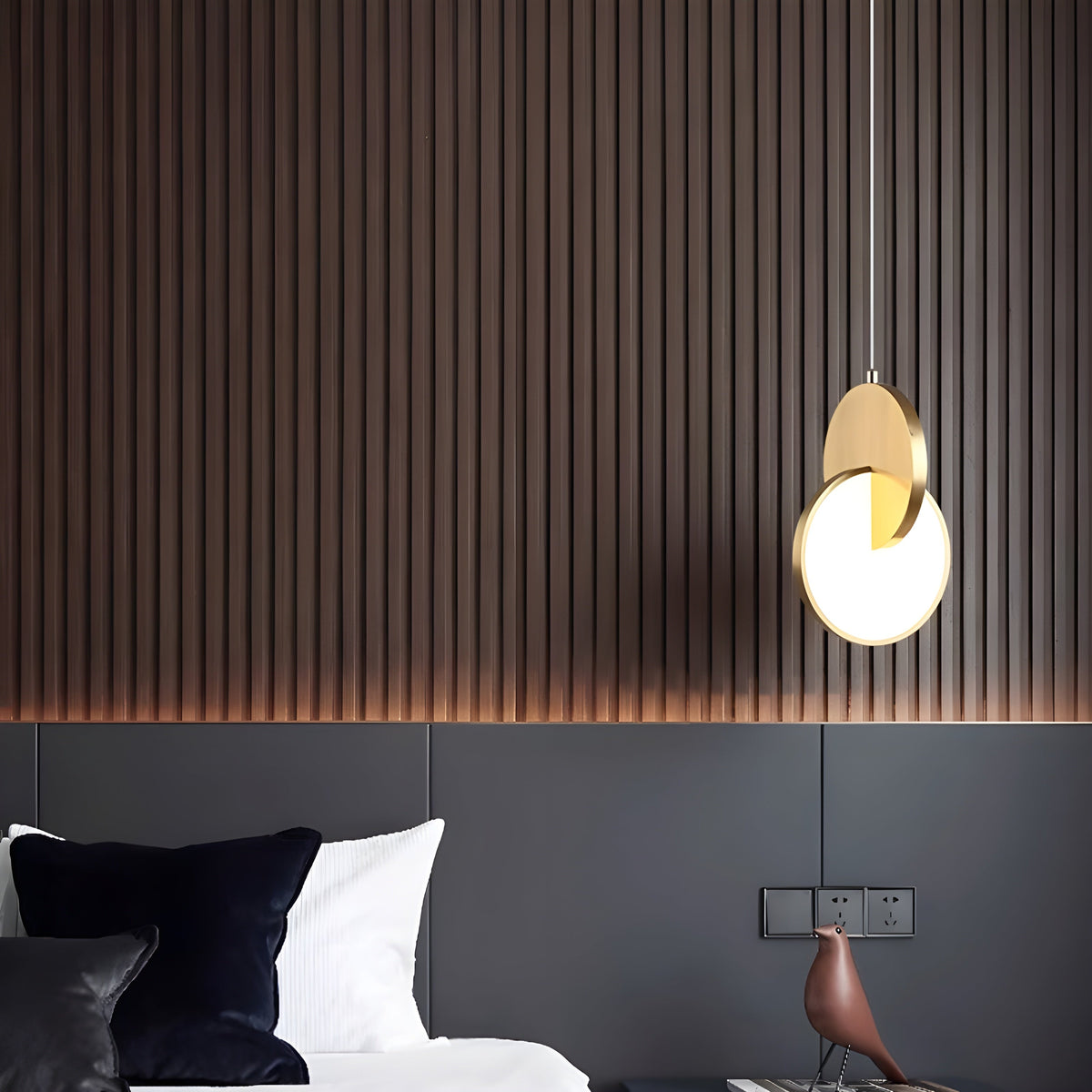 Modern Scandinavian LED Pendant Lamp with Round Frame and Warm Glow