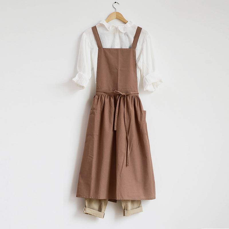 Waterproof cotton apron with practical pockets – ChefMate