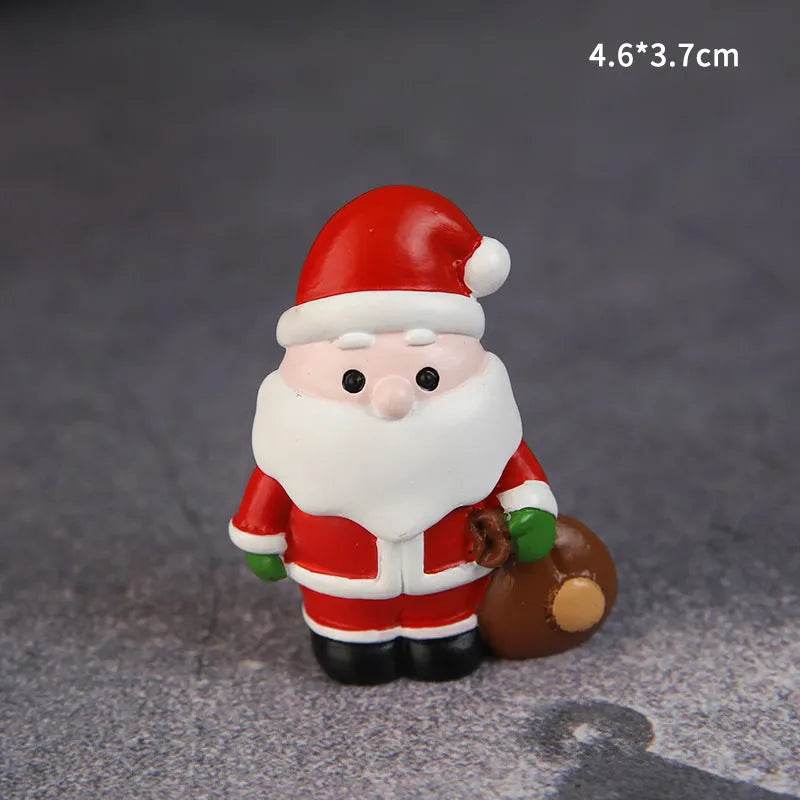 Decorative Resin Ornaments For Christmas Baked Cakes