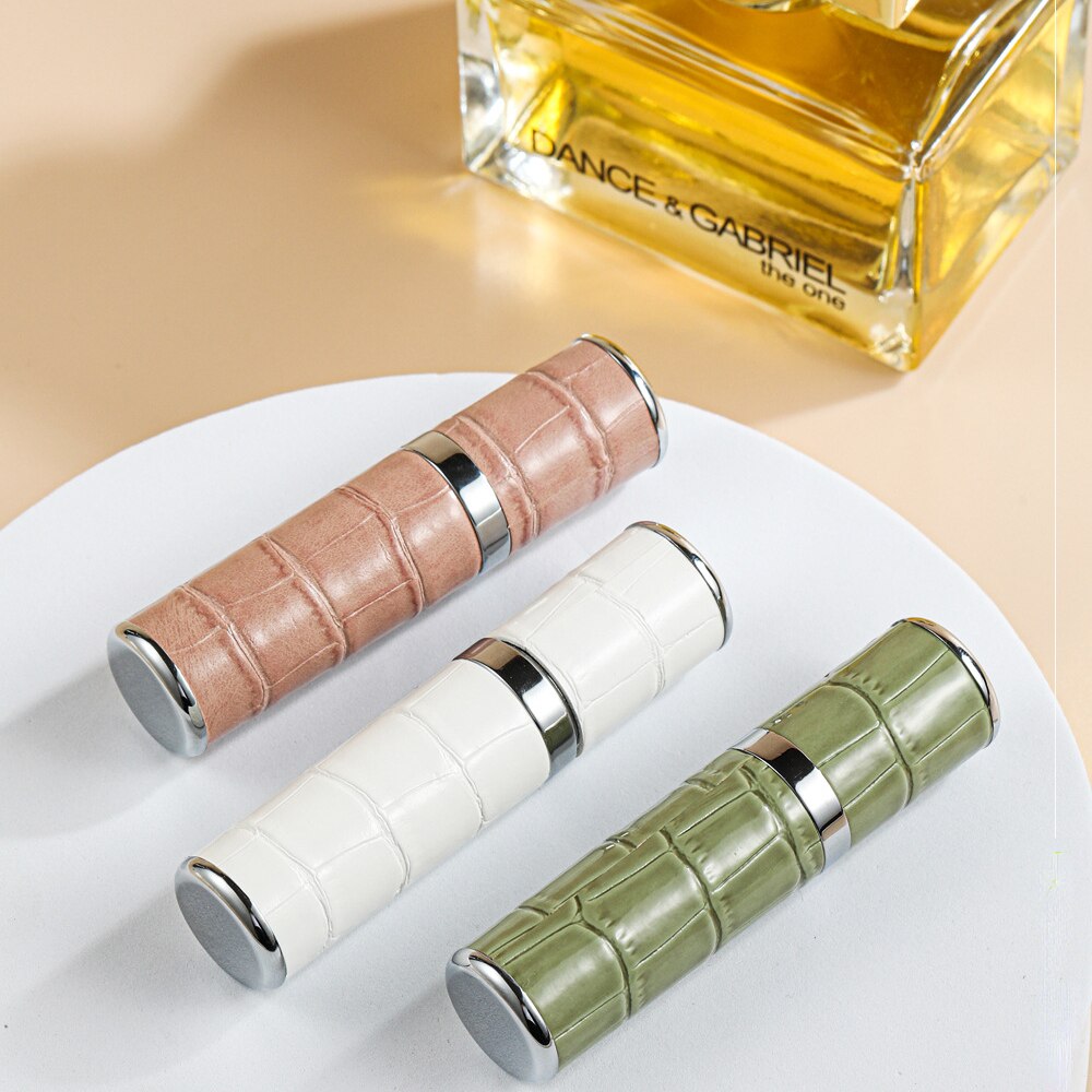 Travel fragrance diffuser