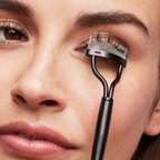 EyeFleek – Immediately separates and perfectly defines every lash