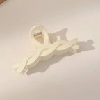 Elegant hair clip with strong hold for every hair type