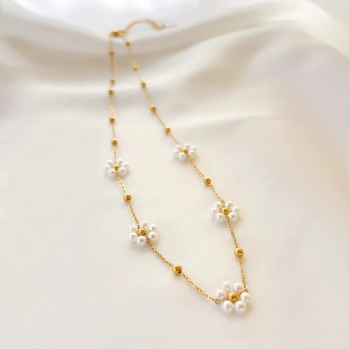 Dainty Daisy Necklace & Bracelets