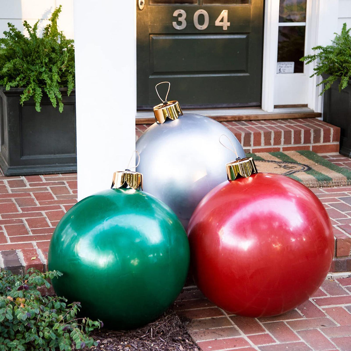FestiveSphere Magical Christmas Accent