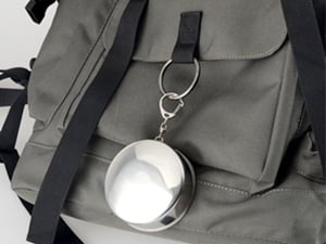 Collapsible cup in stainless steel