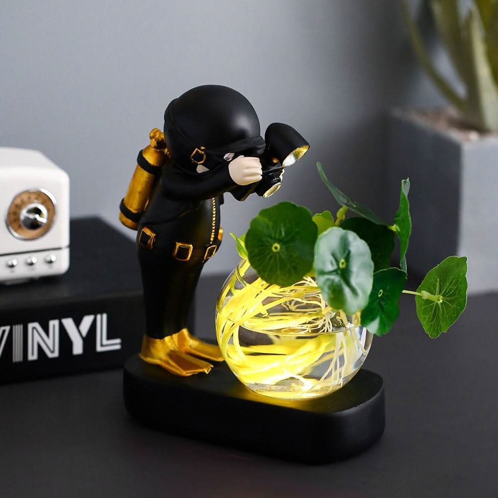 ASTROVA – Creative Astronaut Plant Vases for Modern Living