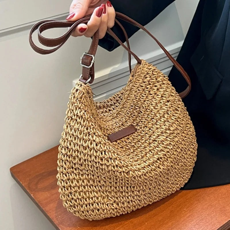Isabelle Ladies Handbag – Minimalist Design and Practical Size