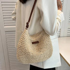 Isabelle Ladies Handbag – Minimalist Design and Practical Size