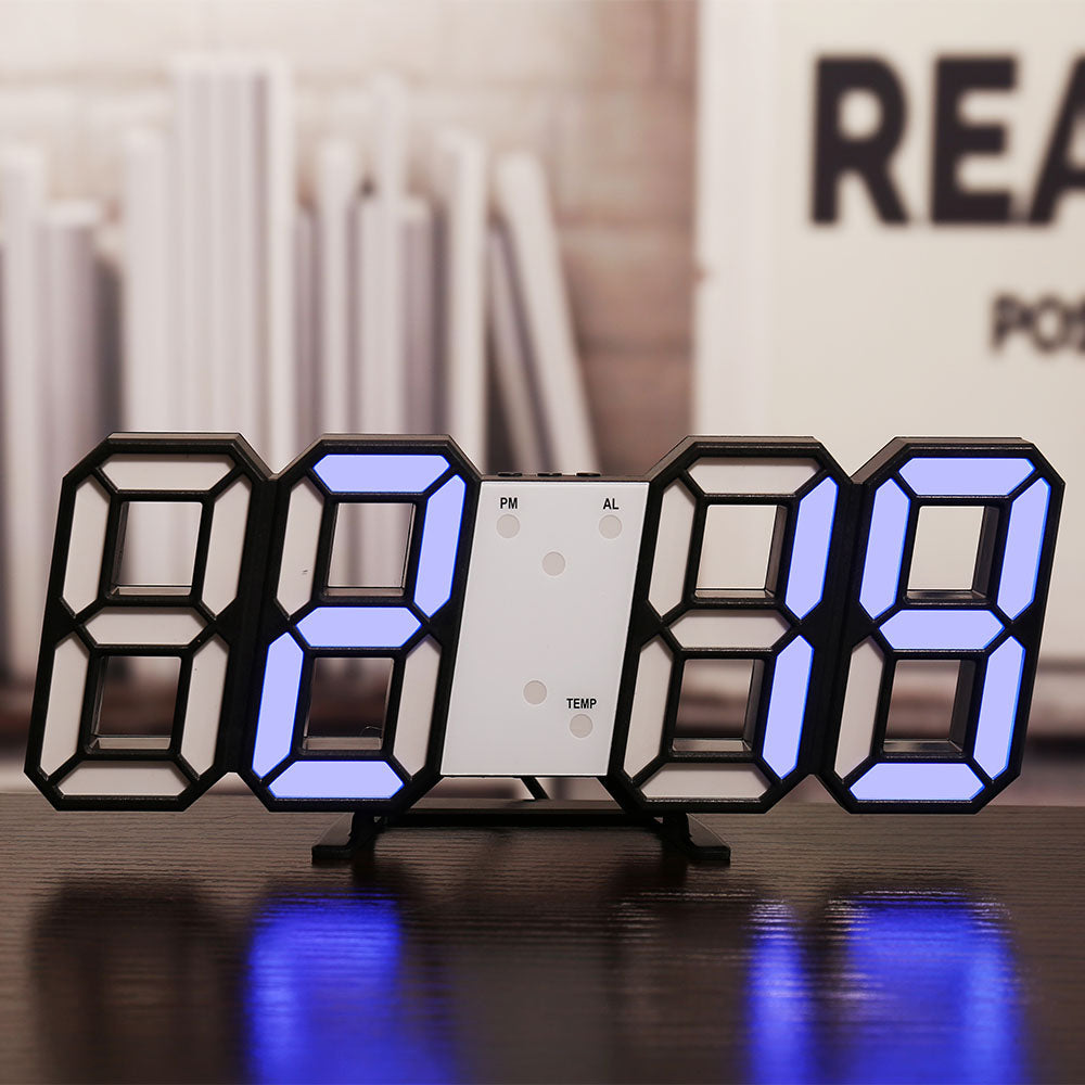 Domo Digital Clock | A real eye-catcher in your home