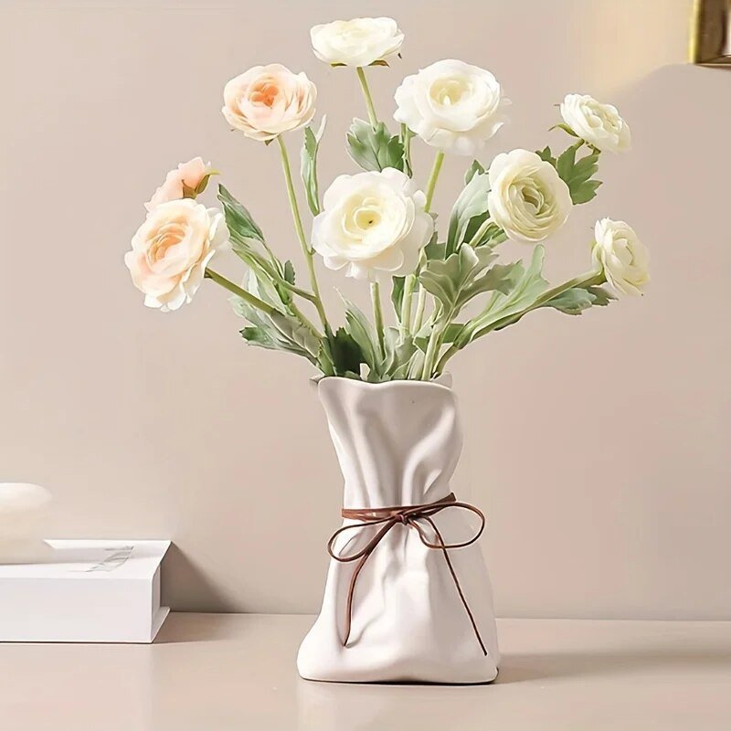 Elegant vase - Recycled - Refined design - Eco-friendly and chic